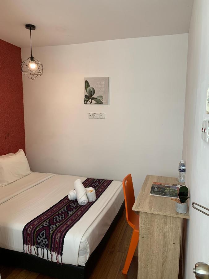 My Place Hotel & Lodge Kuching Bagian luar foto